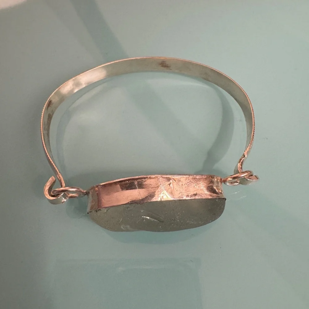 Handcrafted sterling silver and aqua sea glass bracelet - Picture 2 of 10